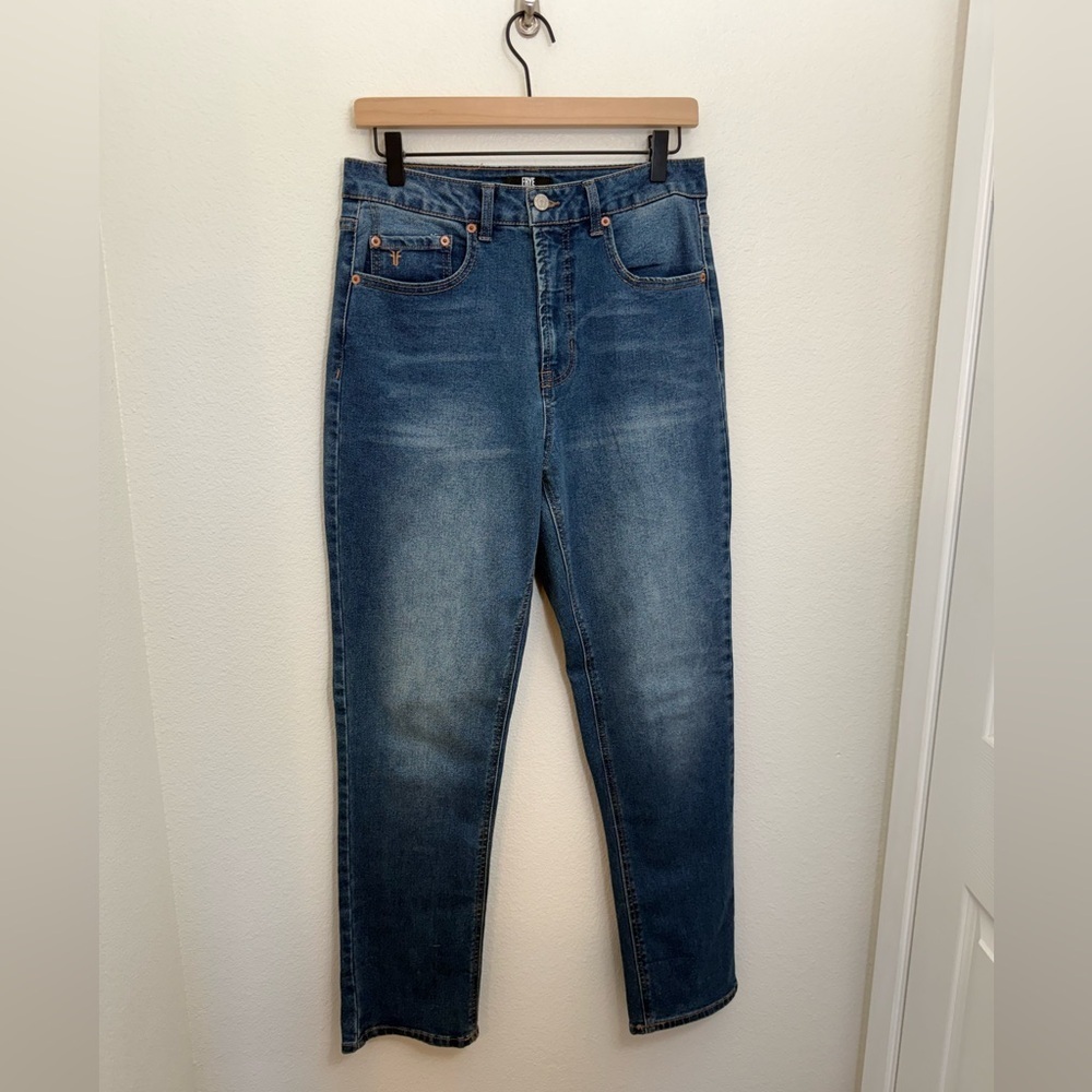 Frye Jeans Light Wash Denim Jeans Women’s Size 6/28 Straight